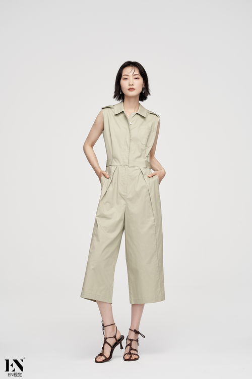 女裝拍攝的藝術(shù) 如何通過(guò)鏡頭展現(xiàn)服裝的魅力與風(fēng)格